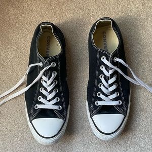 EUC Original Black Converse